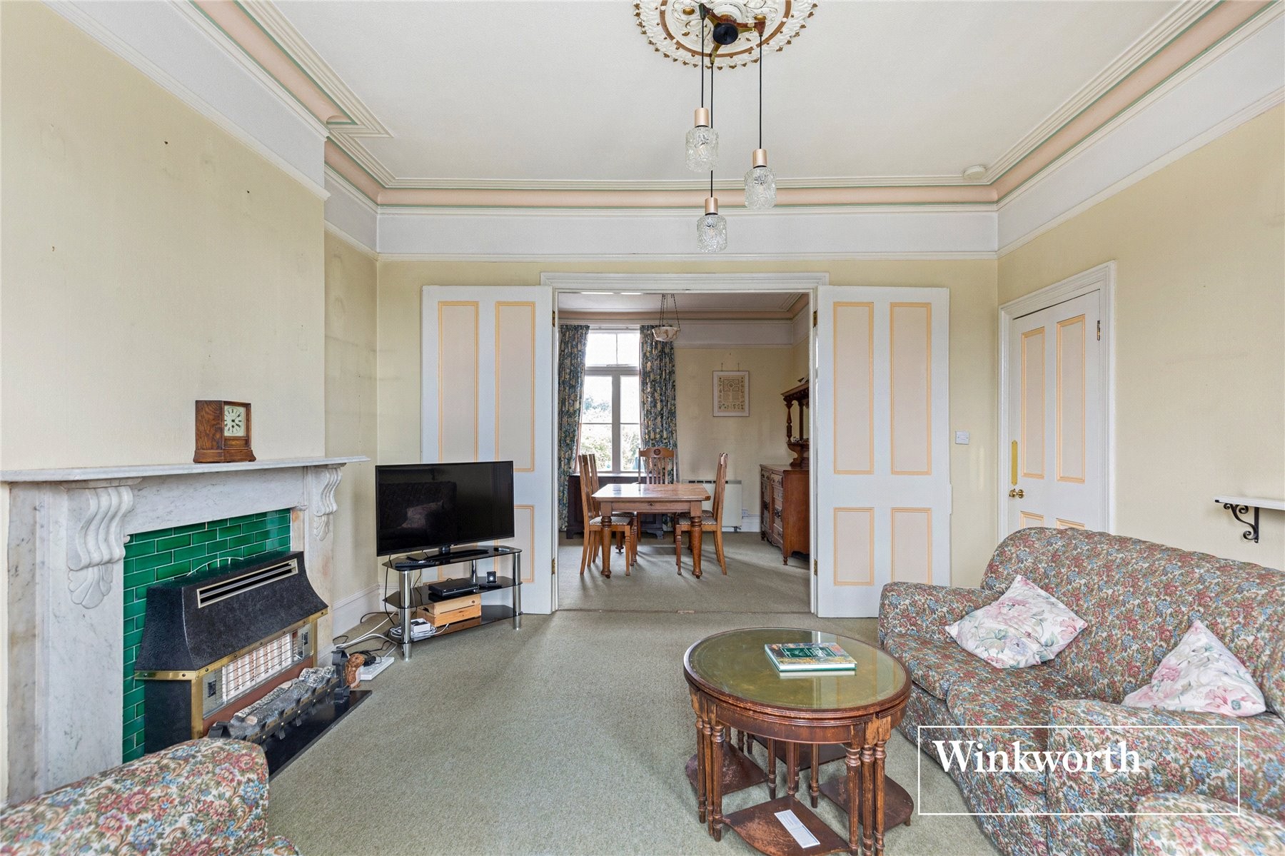 4 bedroom property for sale in Potters Road, New EN5 (Ref BNT240060) £800,000