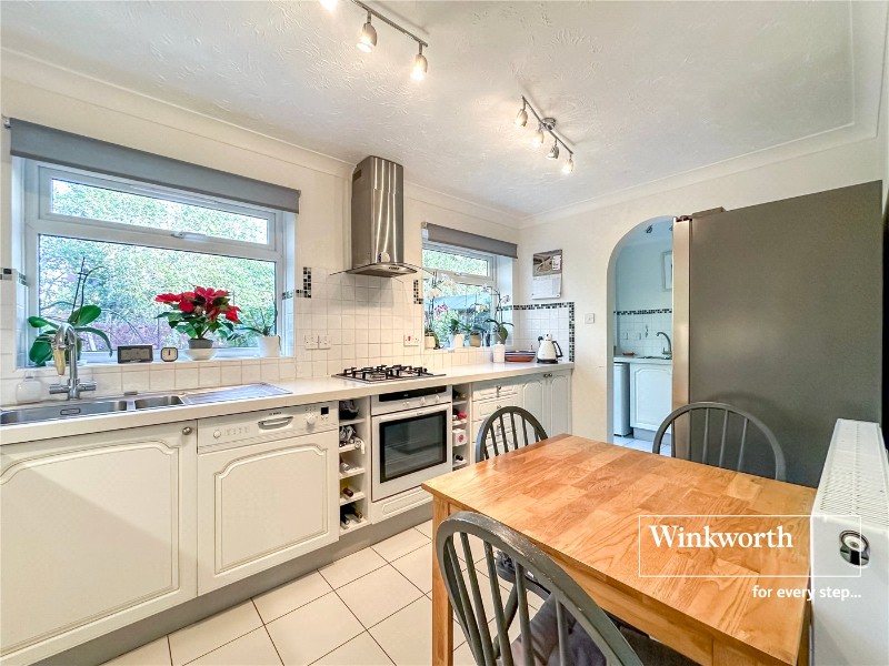 Dymewood Road, Three Legged Cross, Wimborne, Dorset, BH21