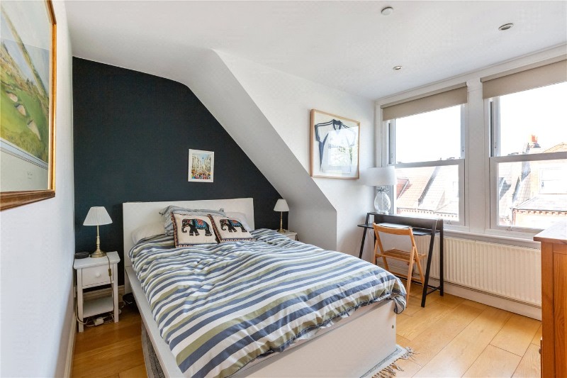 Gubyon Avenue, London, SE24