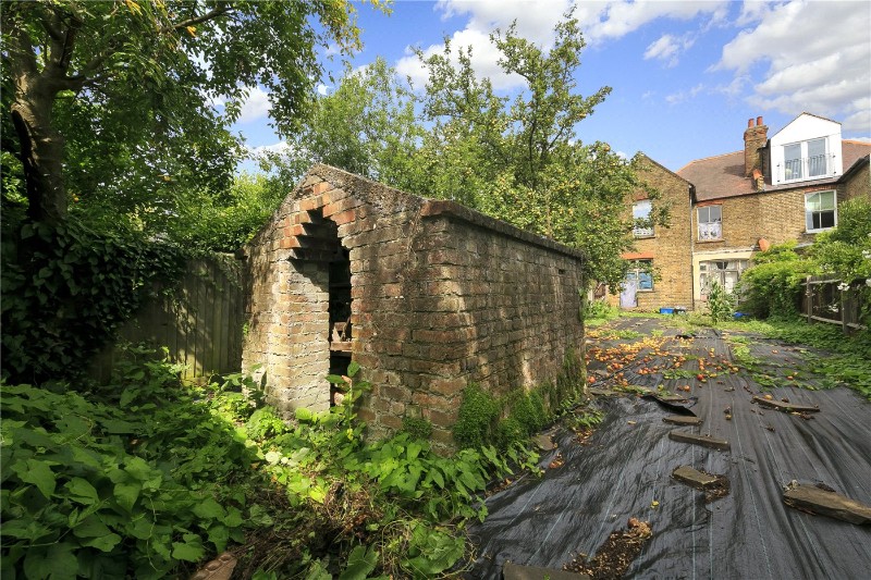 Old Deer Park Gardens, Richmond, TW9
