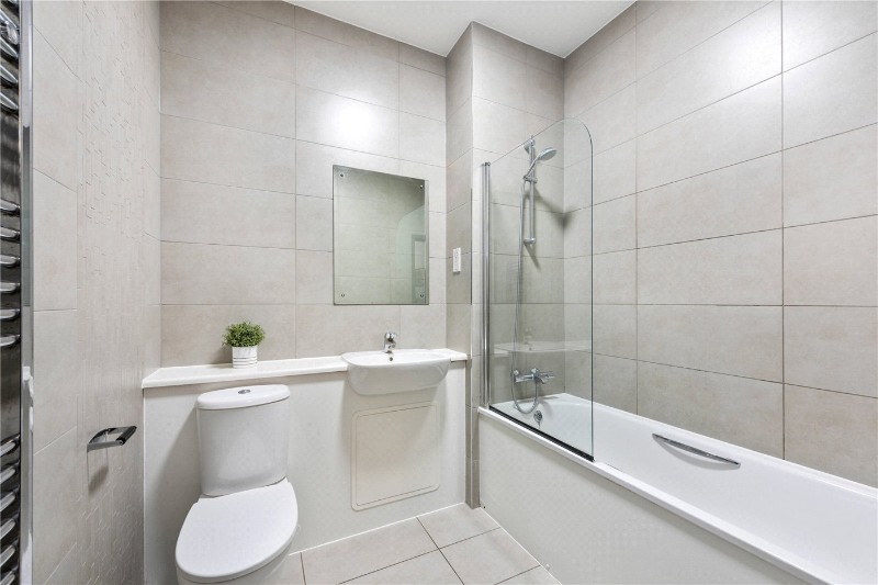 Swan Lane, London, N4