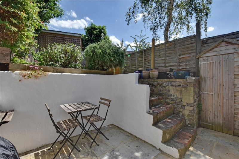 Wellington Gardens, Charlton, London, SE7