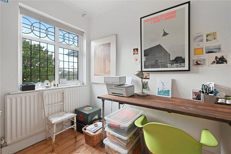 Chelmsford Square, London, NW10