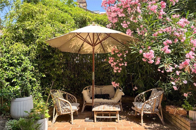 Mauleverer Road, London, SW2