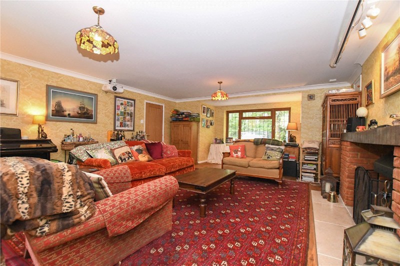 Hollybush Ride, Finchampstead, Wokingham, Berkshire, RG40