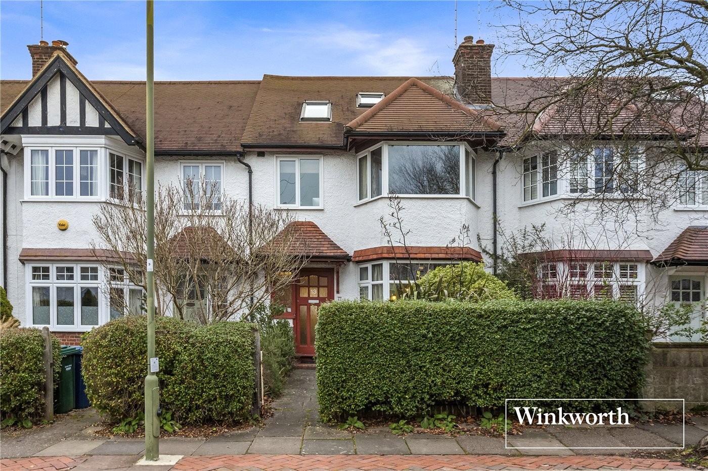 5 bedroom property for sale in Summerlee Gardens, East Finchley, N2
