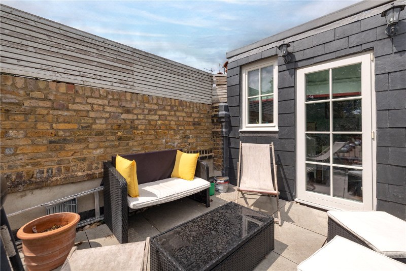 Burnthwaite Road, London, SW6