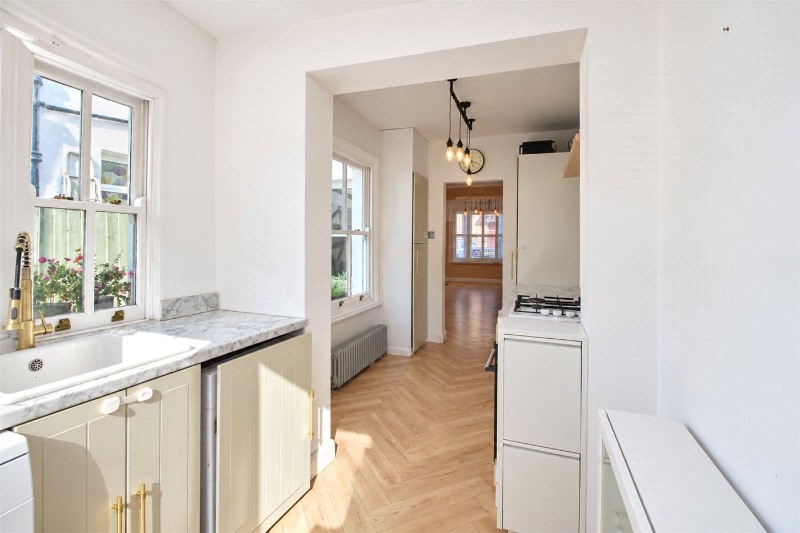 Uttons Avenue, Leigh-on-Sea, Essex, SS9