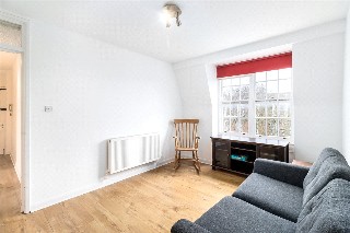 Halton Mansions, Angel, N1