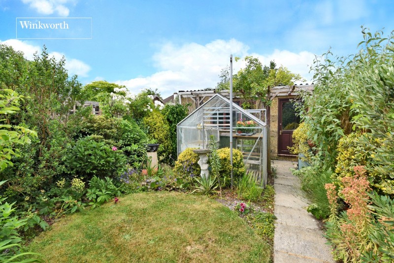 Bridgewood Road, Worcester Park, KT4