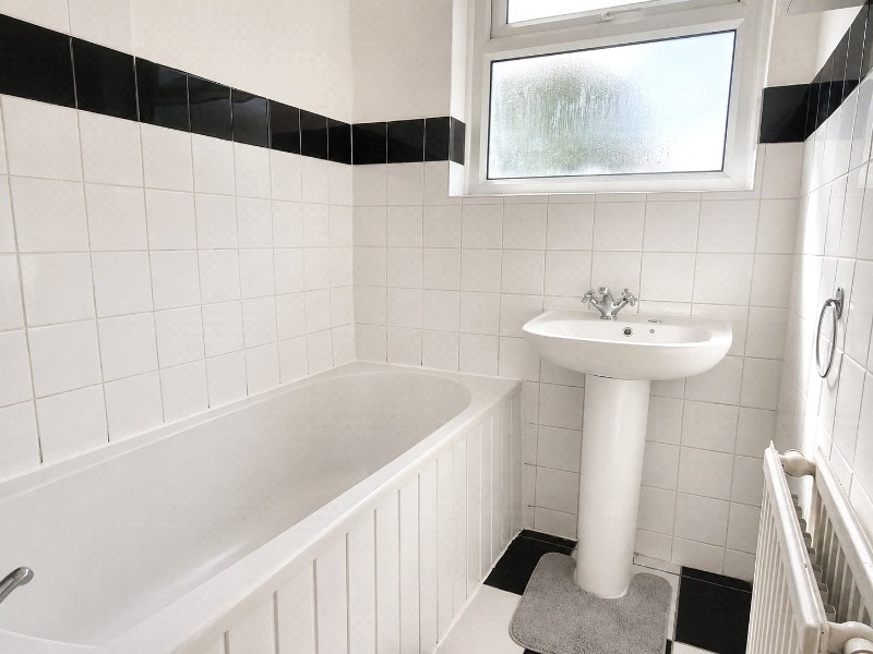 Amberley House, Warwick Road, New Barnet, EN5