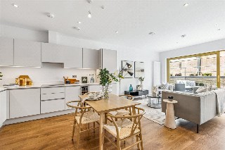 Garratt Lane, Tooting, London, SW17