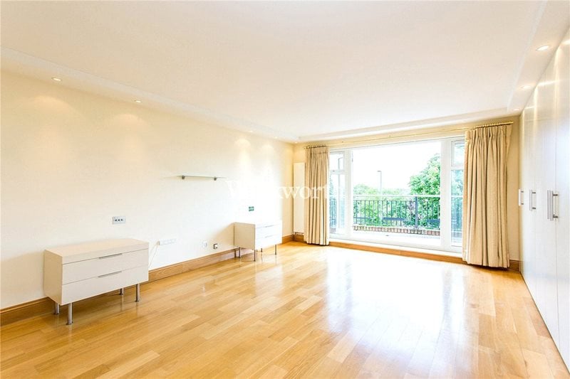 Stanview Court, 5 Queens Road, London, NW4