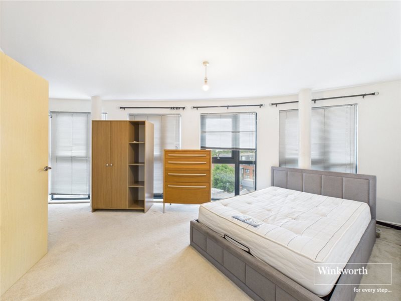 Warneford Court, 10 Mannock Close, Colindale, NW9