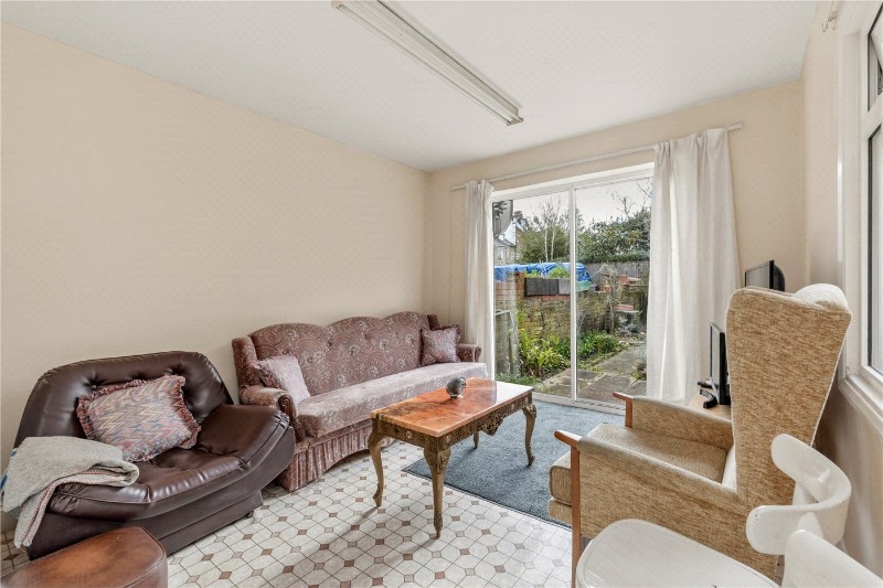 Clissold Crescent, London, N16
