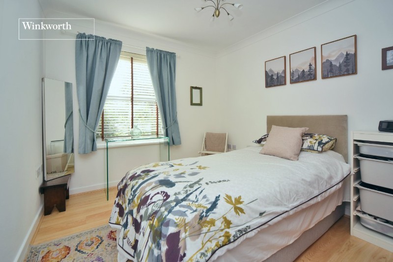 Overton Road, Sutton, SM2