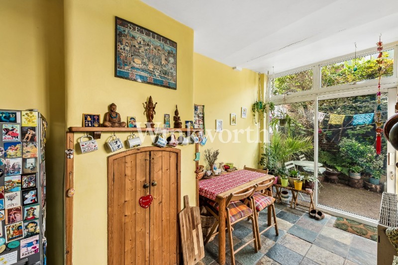 Dowsett Road, London, N17