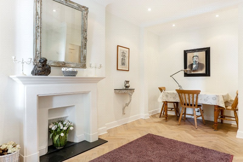 Eccleston Square, London, SW1V