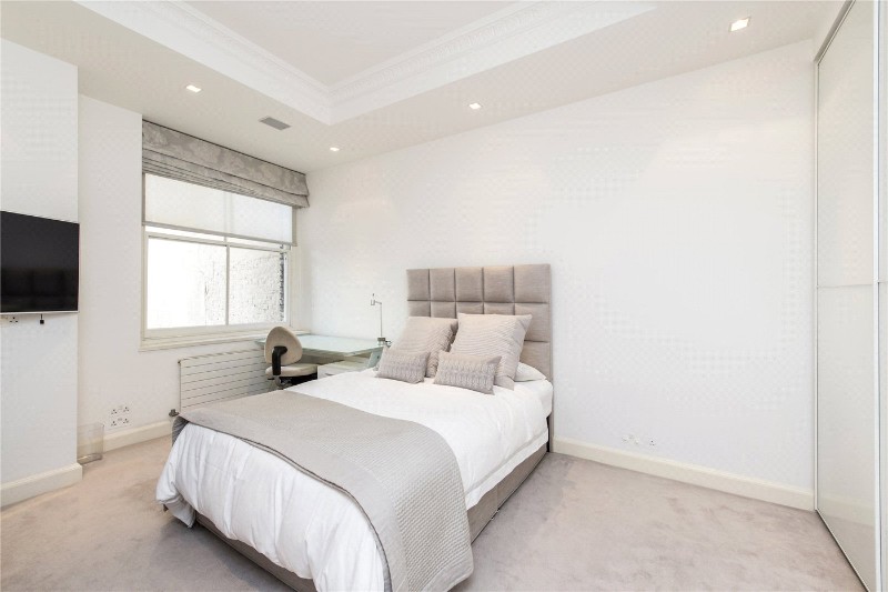 Mansfield Street, London, W1G