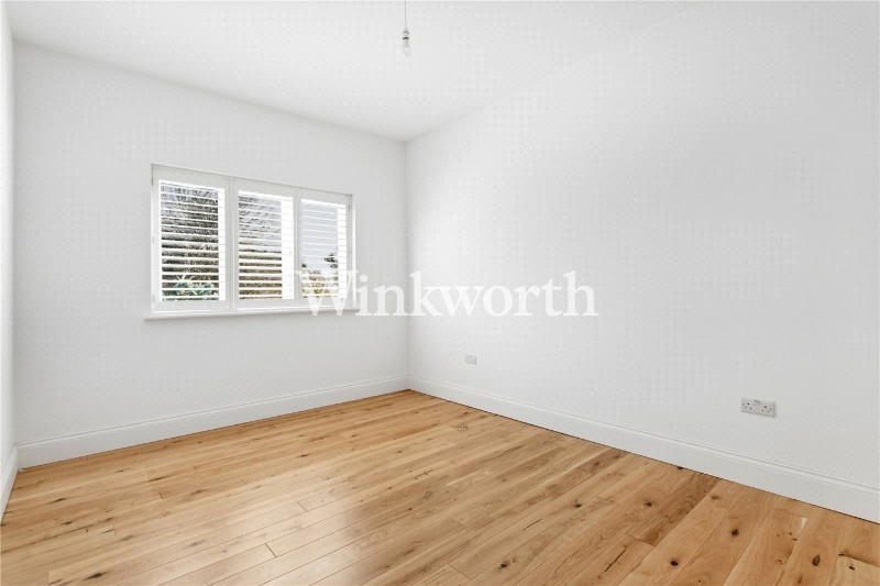 Cranley Gardens, London, N13