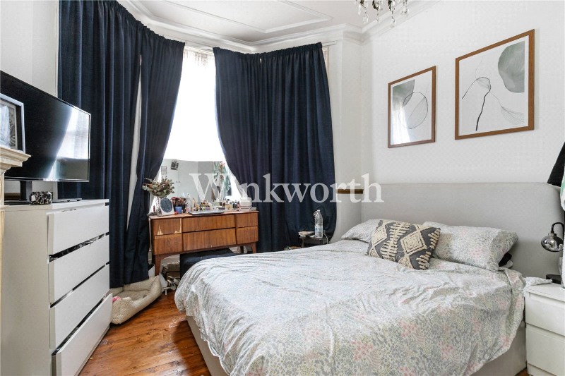 Hewitt Road, London, N8