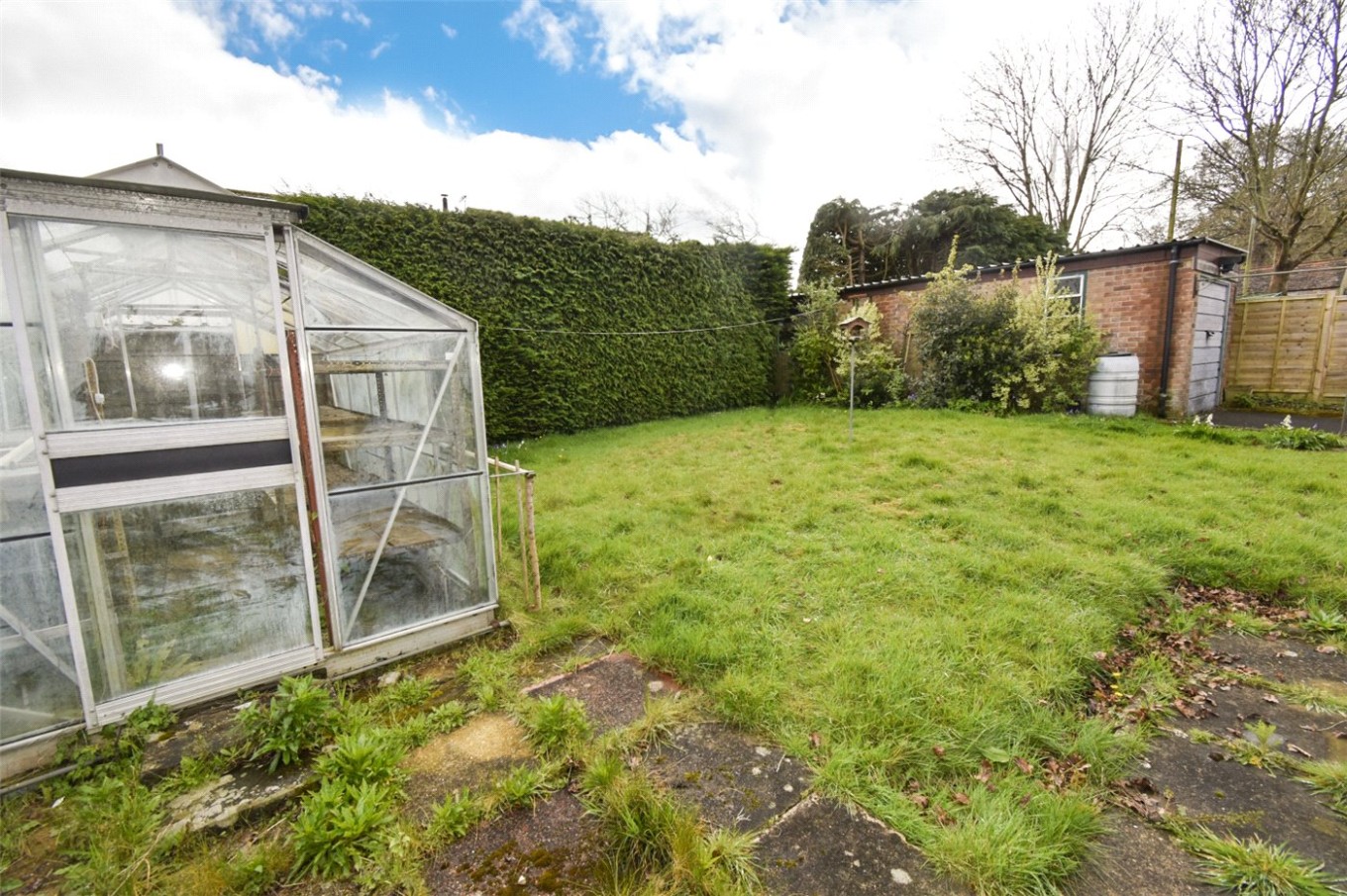 2 bedroom property for sale in Gravel Hill, Wimborne, Dorset, BH21 (Ref