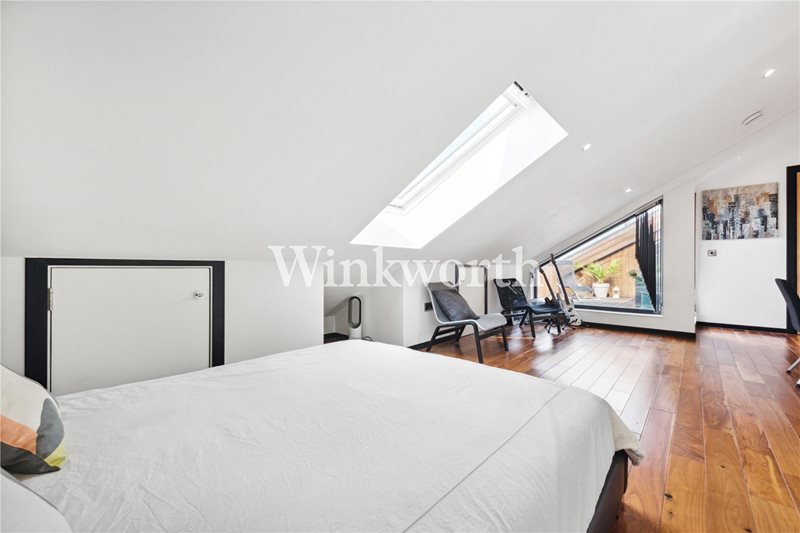Bramley Road, London, N14