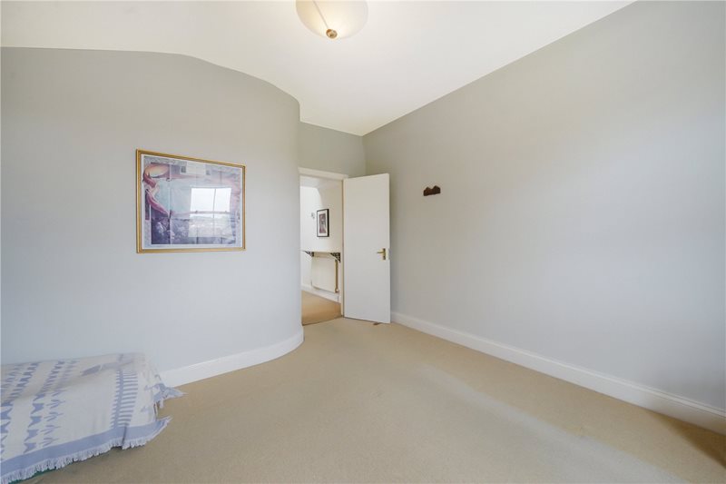 Hillfield Avenue, London, N8