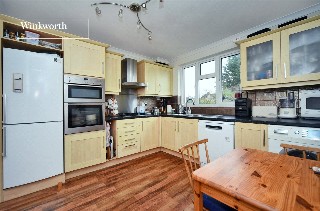 Edenfield Gardens, Worcester Park, KT4