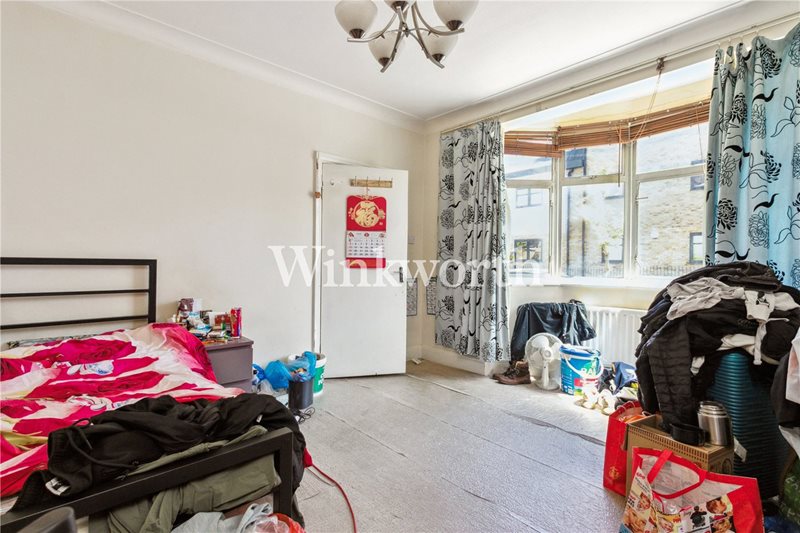 Ewart Grove, London, N22