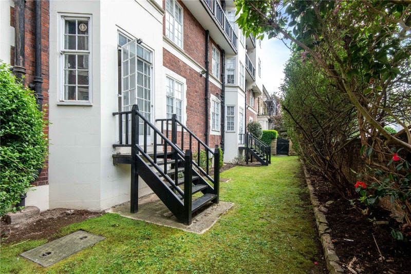 Mortimer Court, Abbey Road, St John&#39;s Wood, London, NW8