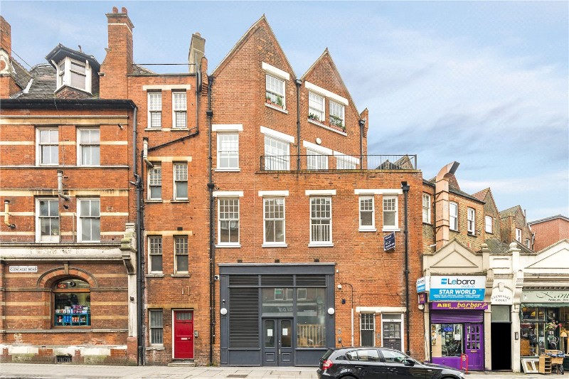 Streatham High Road, London, SW16