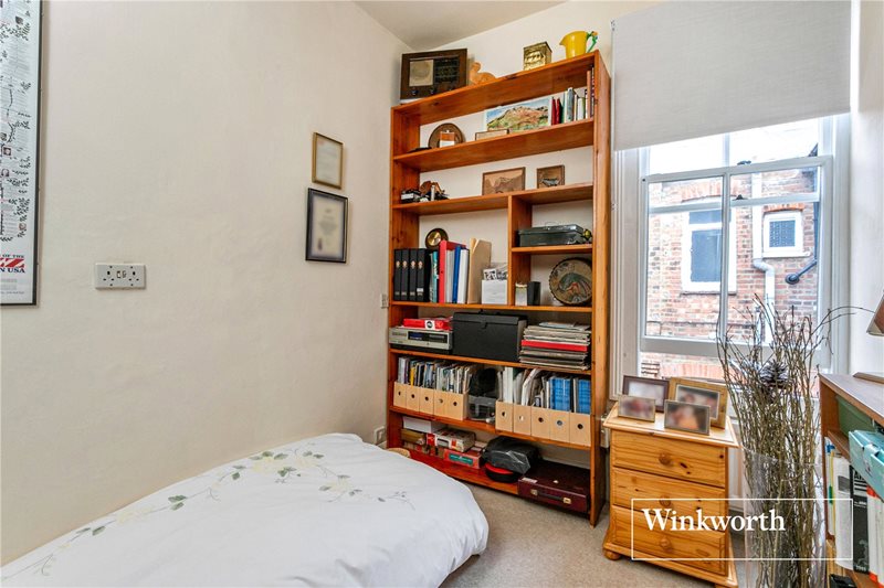Grove Avenue, Finchley, London, N3