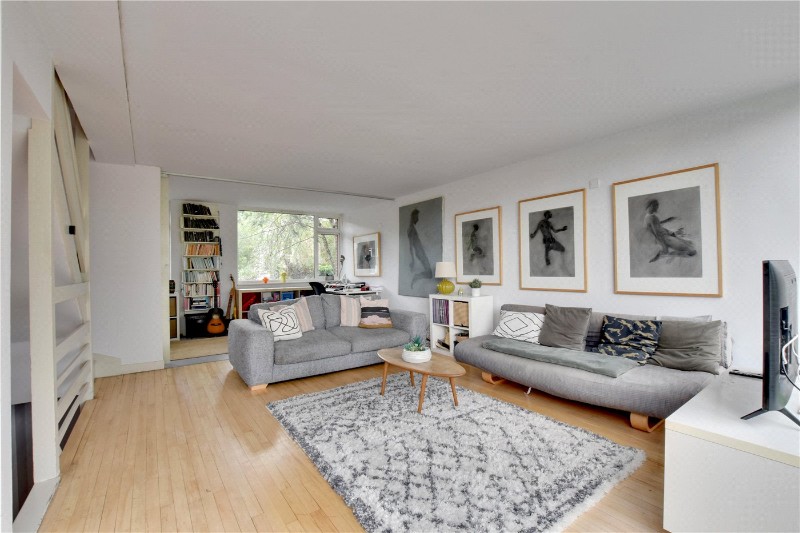 Tristan Square, Blackheath, London, SE3