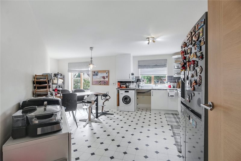 Hamilton Court, Trafalgar Square, Poringland, Norwich, NR14