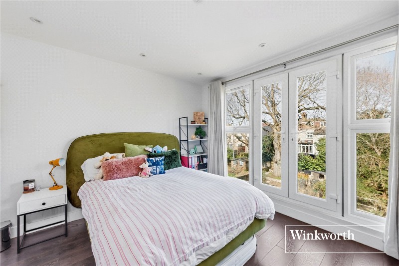 Park Crescent, Finchley, London, N3