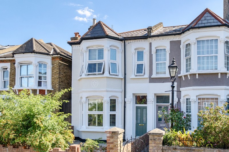 Farren Road, London, SE23