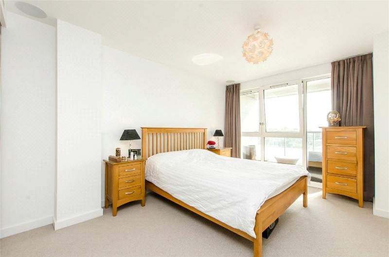 Courtyard Apartments, 3 Avantgarde Place, London, E1