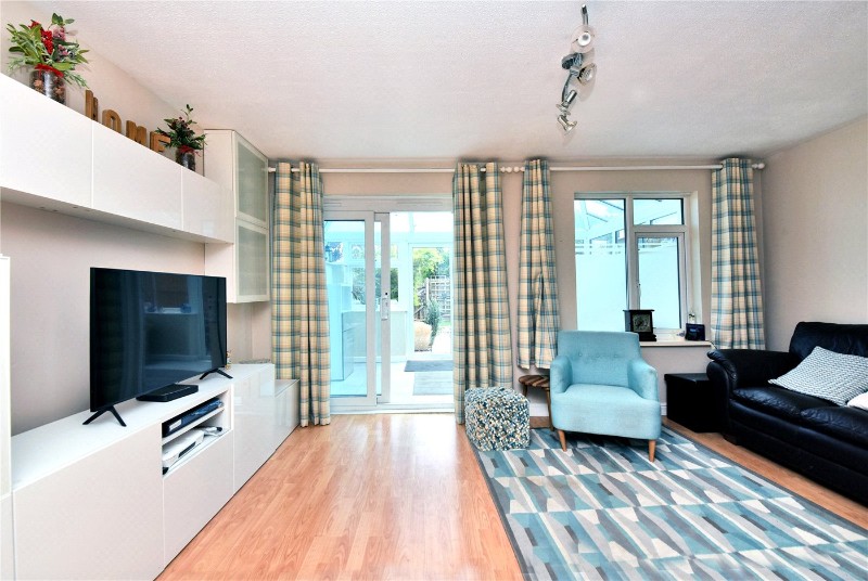 Lakers Rise, Banstead, Surrey, SM7