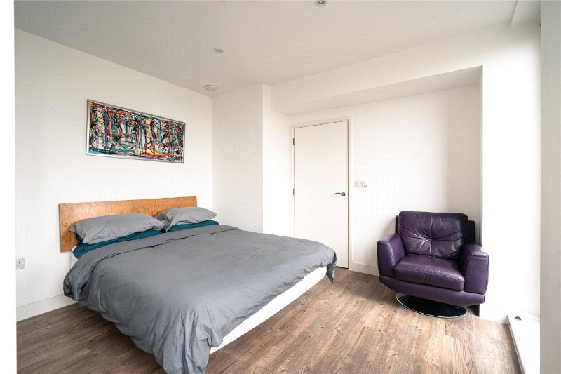 Carney Place, London, SW9
