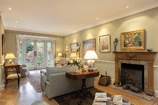 Westmead, London, SW15