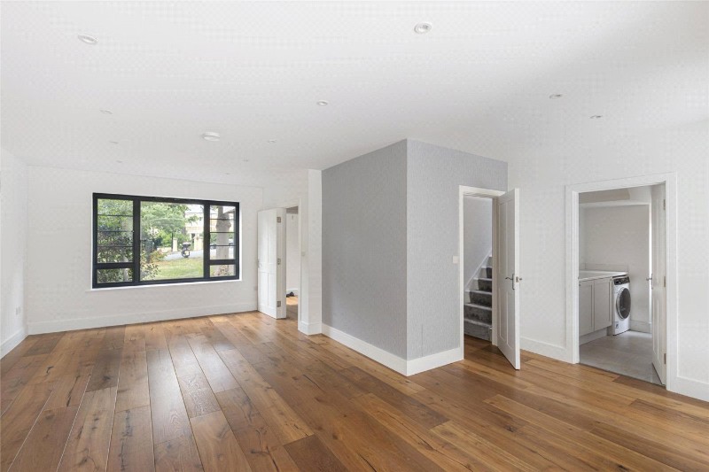 Dulwich Wood Avenue, London, SE19