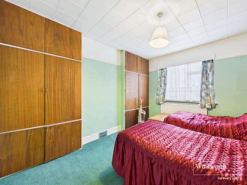 Reeves Avenue, Kingsbury, London, NW9