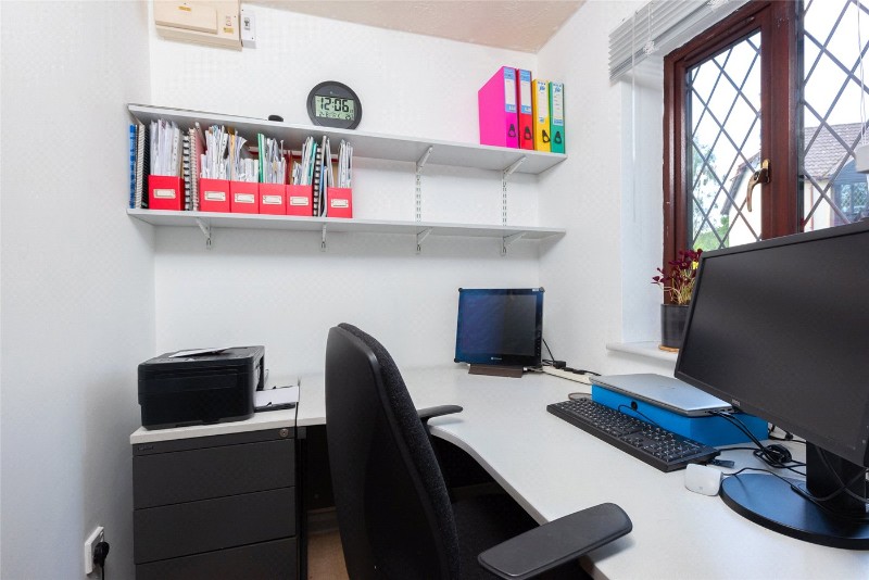 Chivers Drive, Finchampstead, Wokingham, Berkshire, RG40