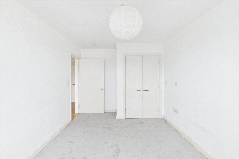 Streatham High Road, London, SW16