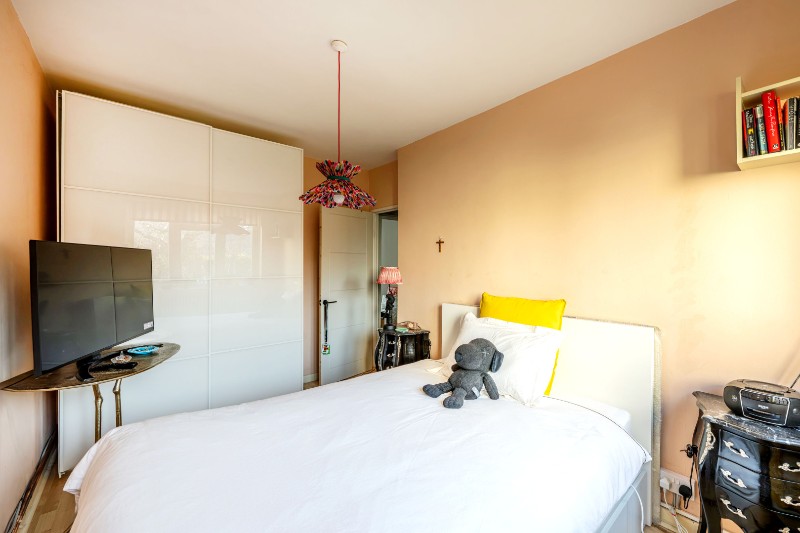 Blenheim Crescent, London, W11