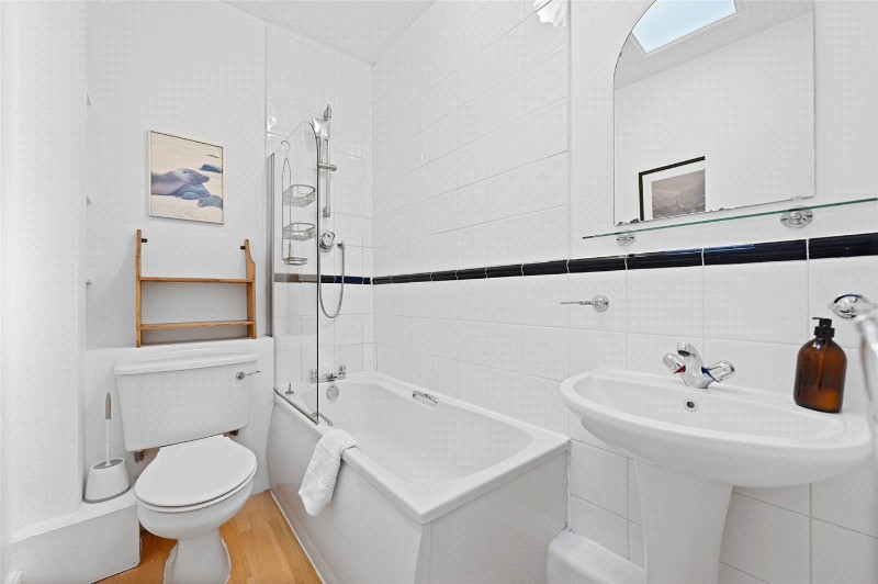 Gratton Road, London, W14