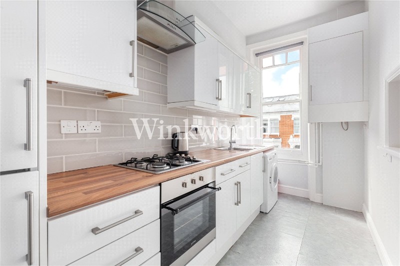 Lausanne Road, London, N8