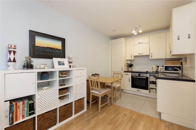 Point Pleasant, London, SW18