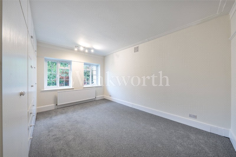Holmdale Gardens, London, NW4